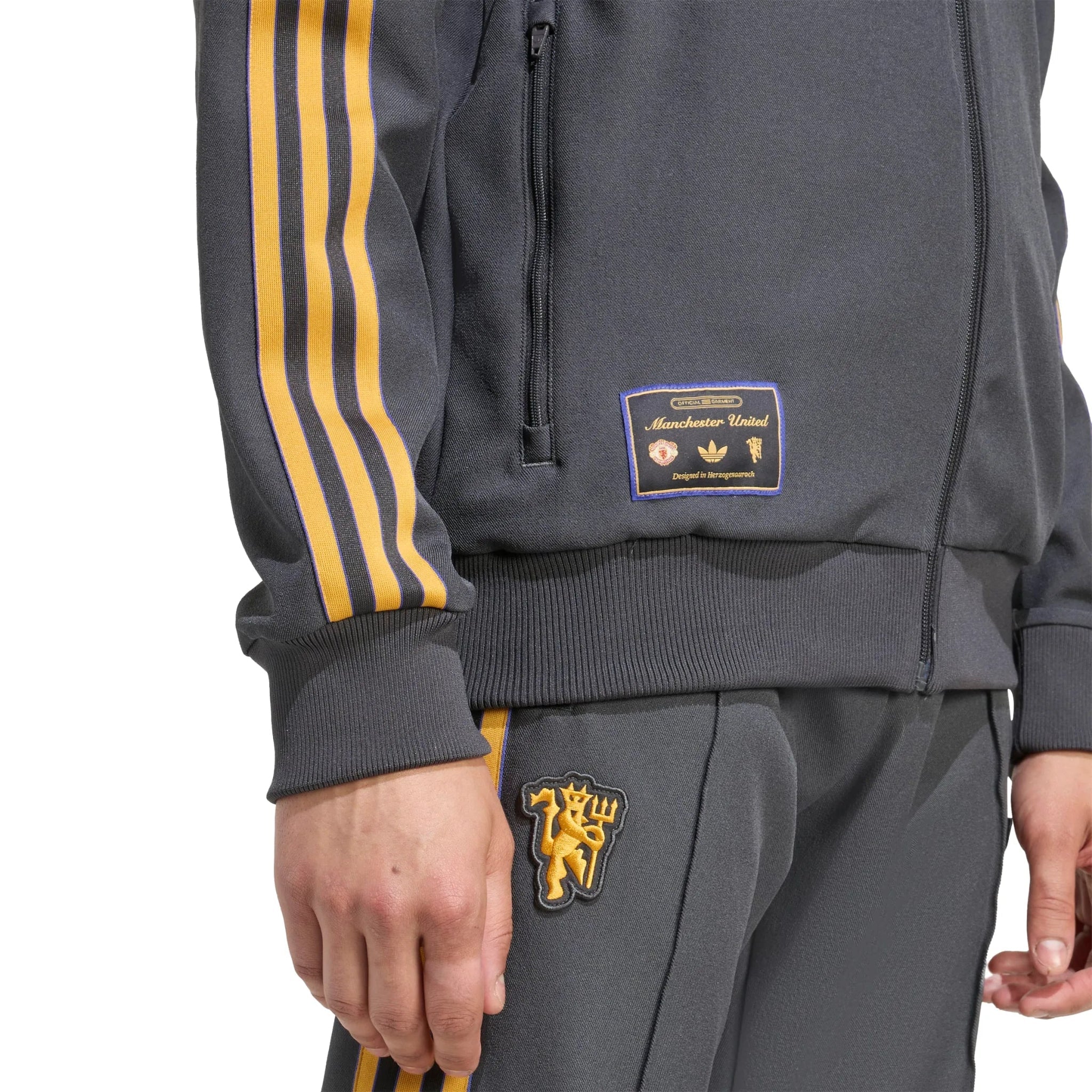 adidas 2025-26 Manchester United Men's Icon Track Top