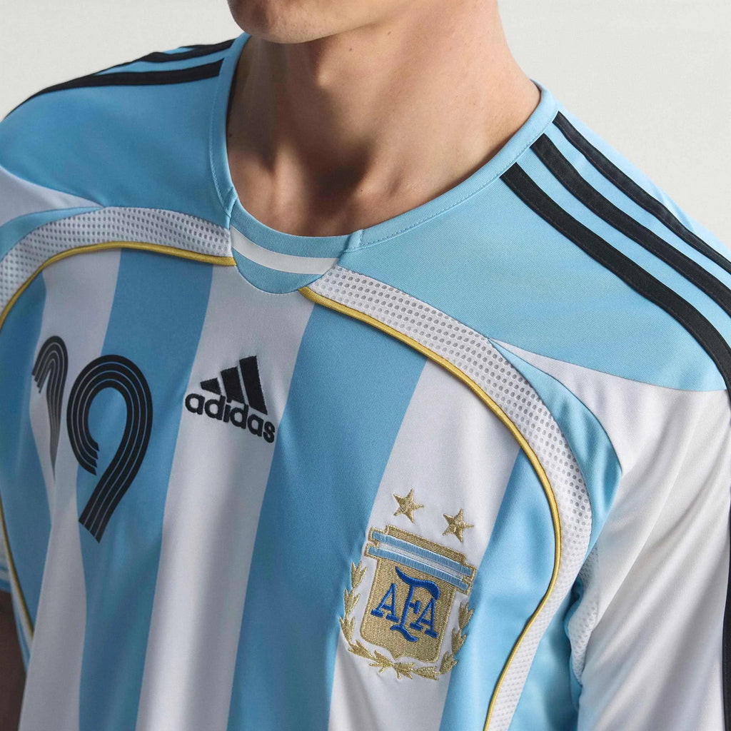 adidas 2006 Argentina Men's Retro Stadium Home Messi #19 Soccer Jersey