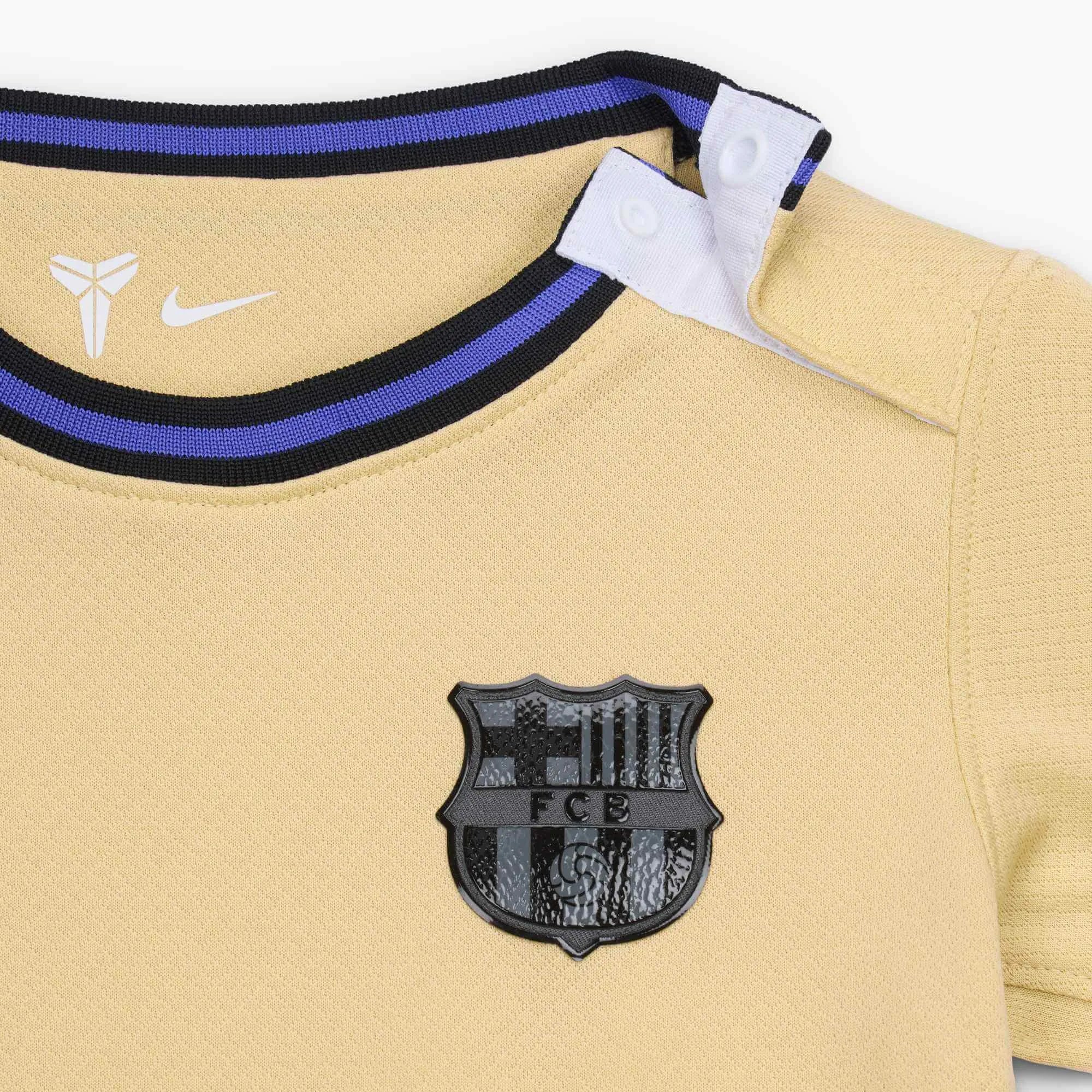Nike 2025-26 Barcelona Infant Away Kit