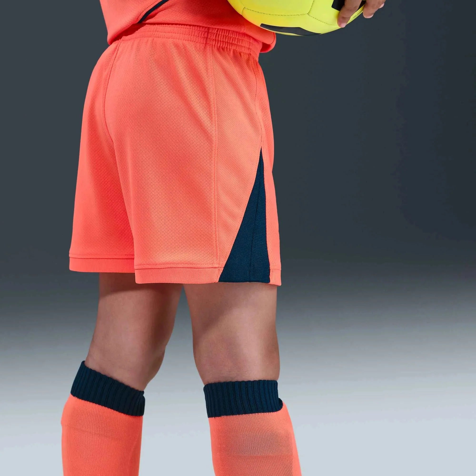 Nike 2025-26 Barcelona Little Kids' Stadium Third Kit