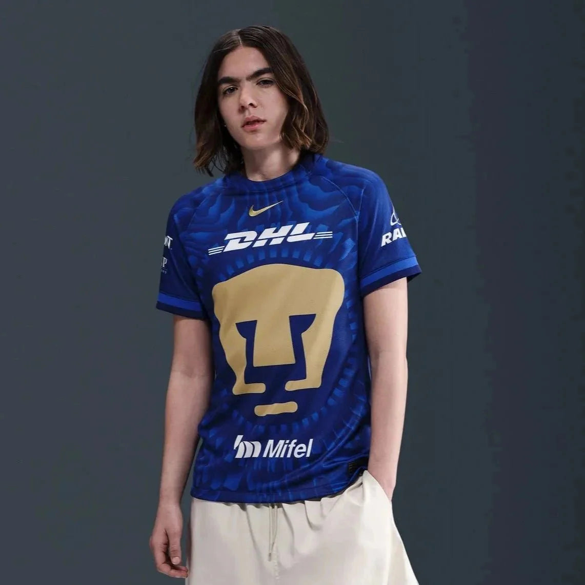 Nike 2025-26 Pumas Women's Stadium Away Soccer Jersey