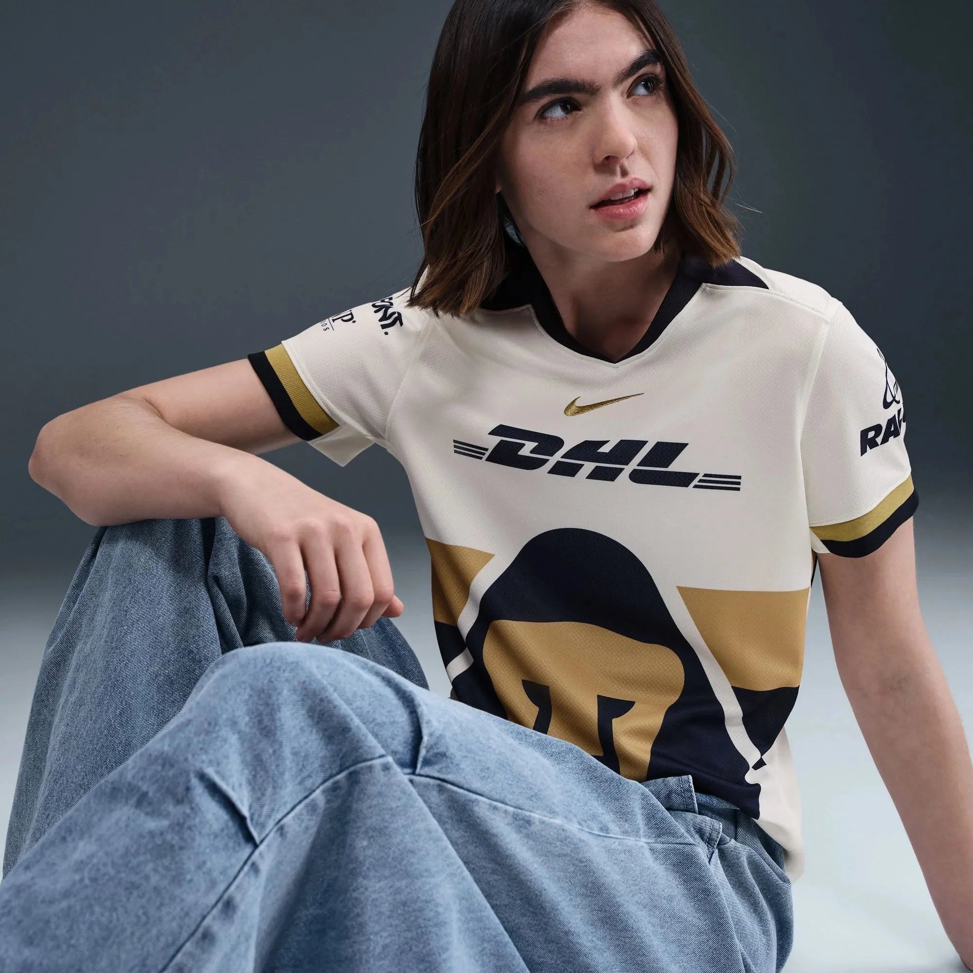 Nike 2025-26 Pumas Women's Stadium Home Soccer Jersey