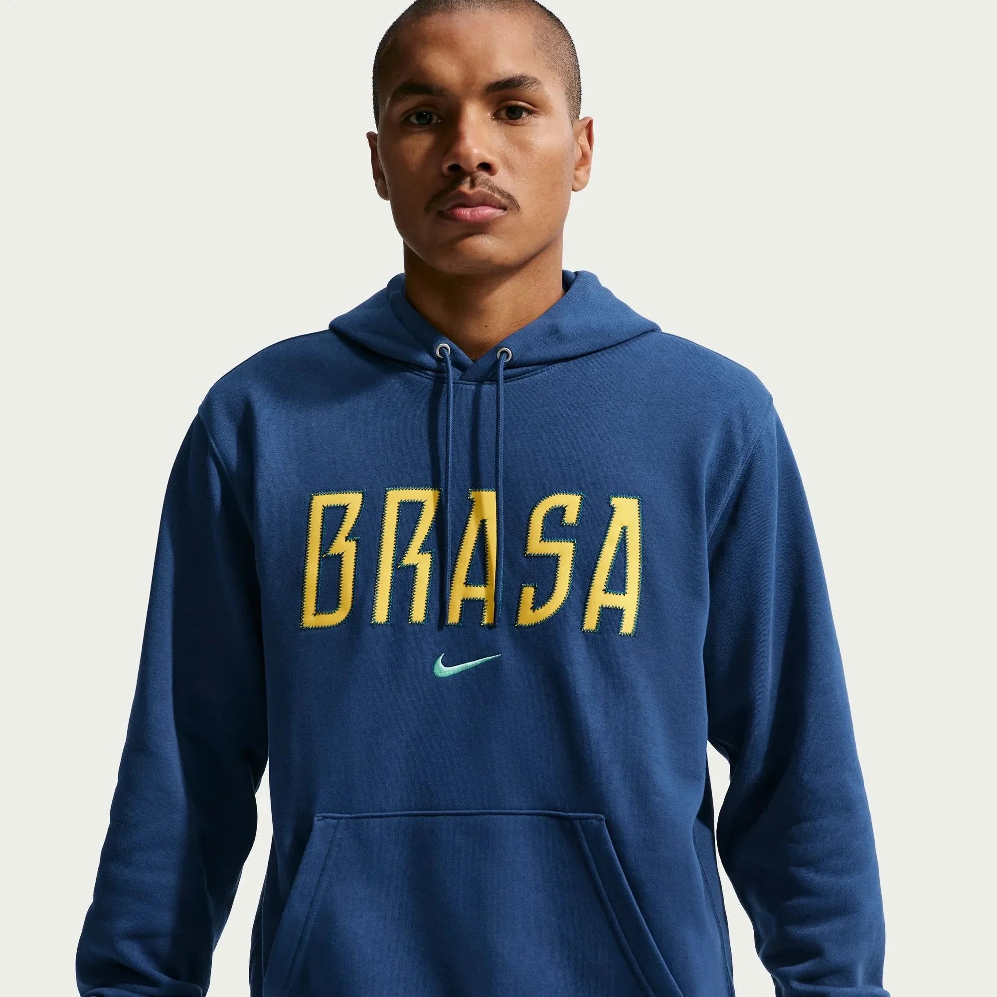 Nike 2026 Brazil Men's Club French Terry Pullover Hoodie