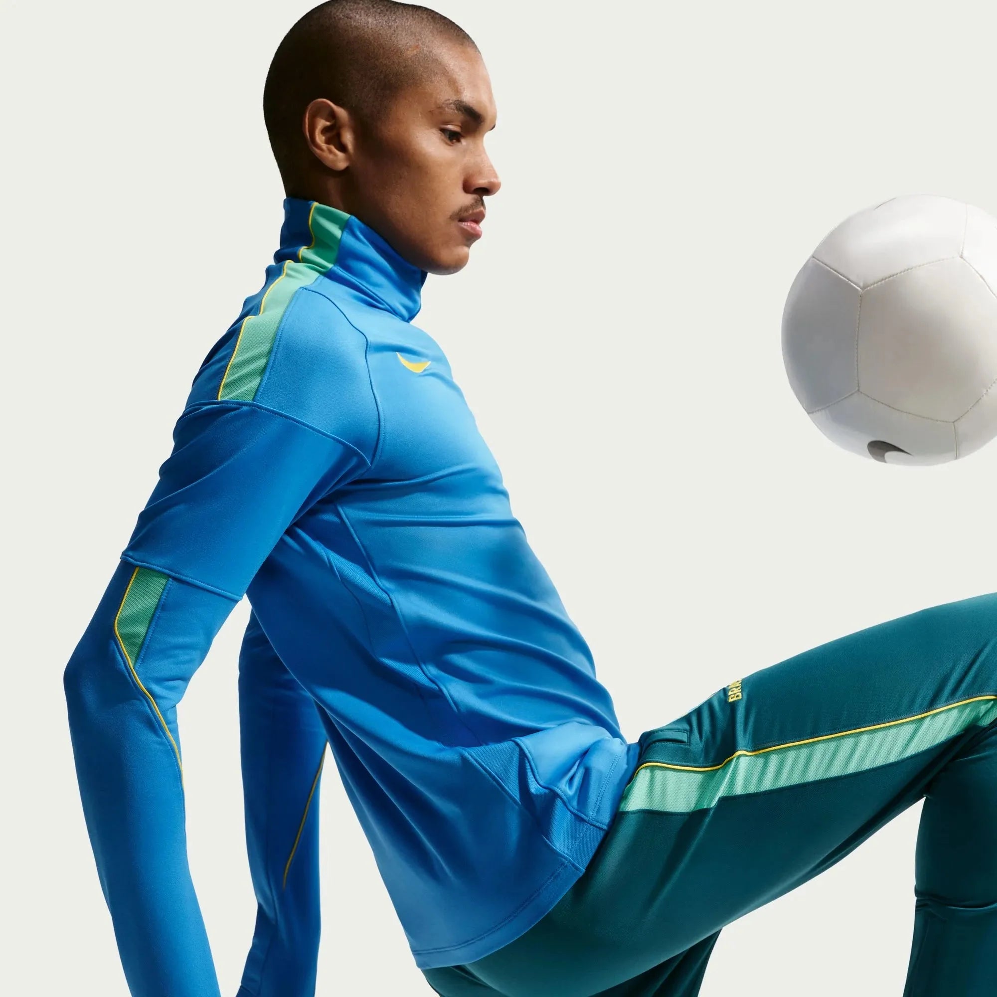 Nike 2026 Brazil Men's Strike Drill Top