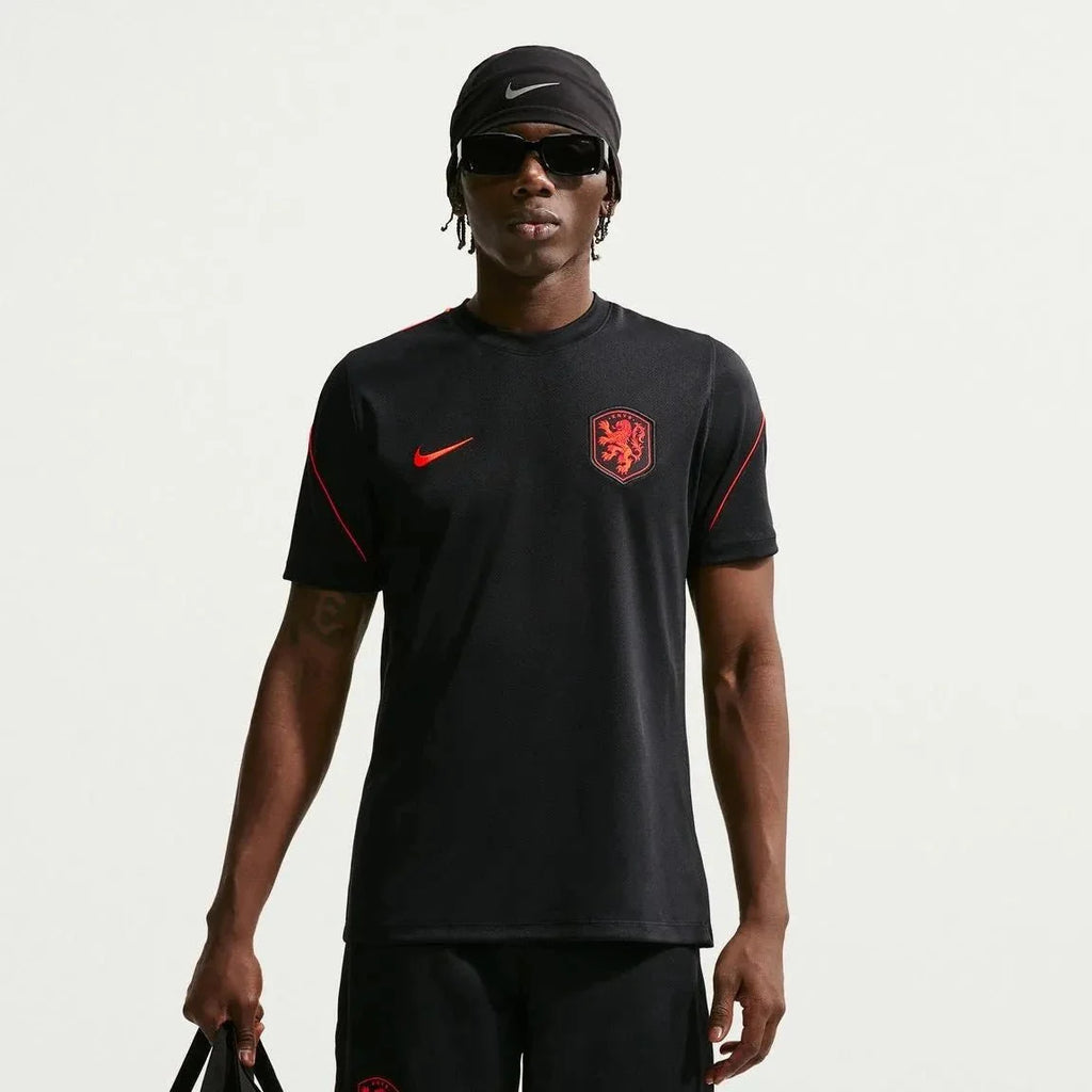 Nike 2026 Netherlands Men's Strike Top