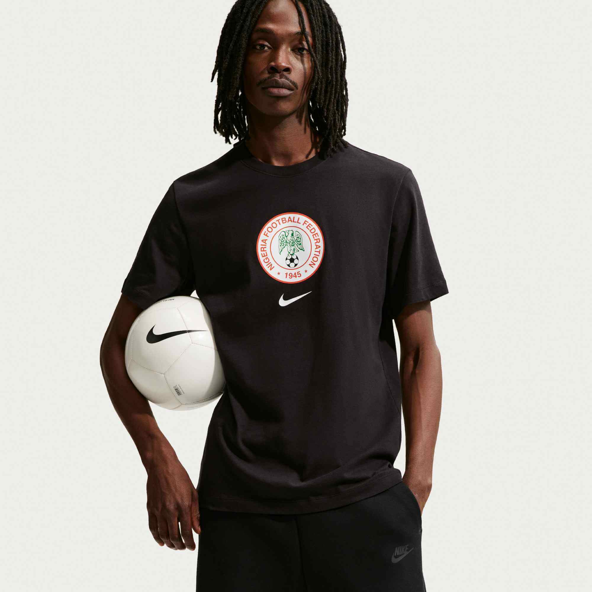 Nike 2026 Nigeria Men's Crest Tee