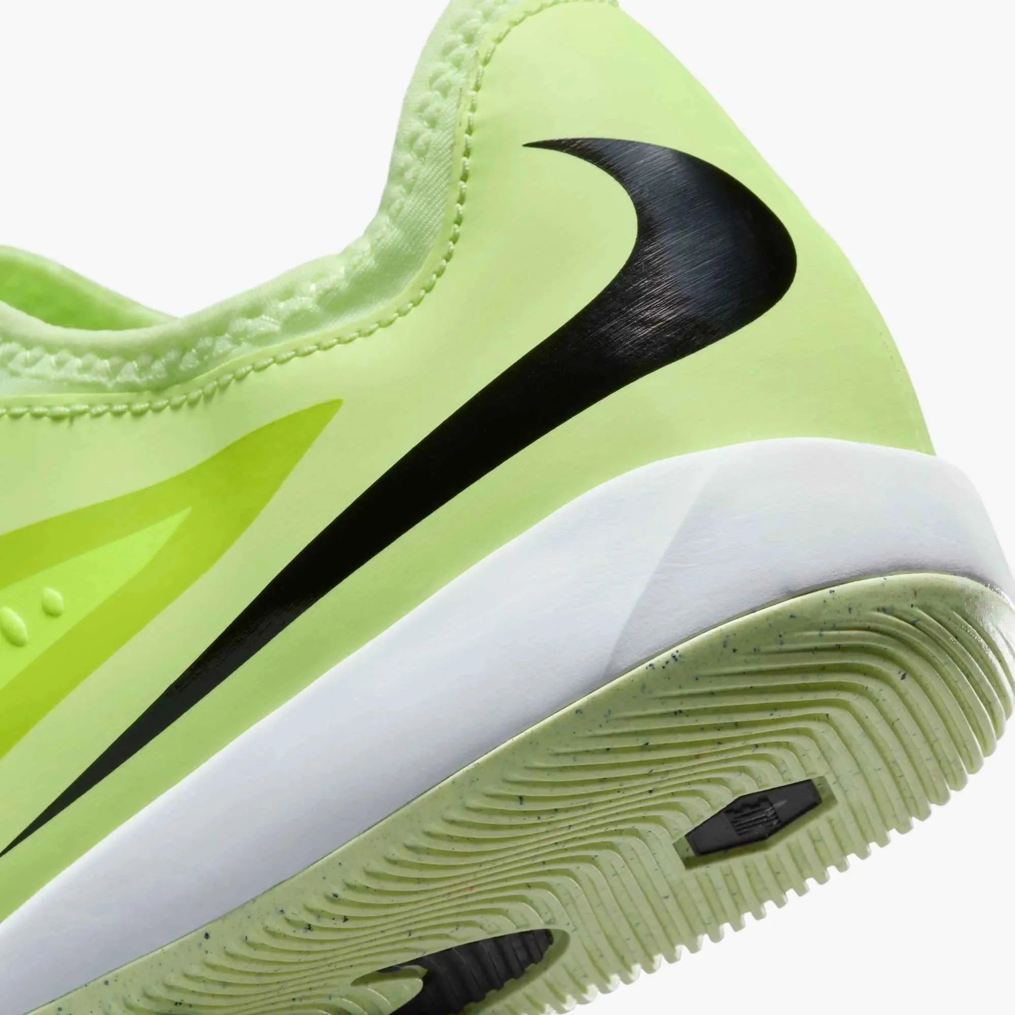 Nike Junior Phantom 6 Low Academy Indoor Soccer Shoes - Max Voltage Pack (HO25)