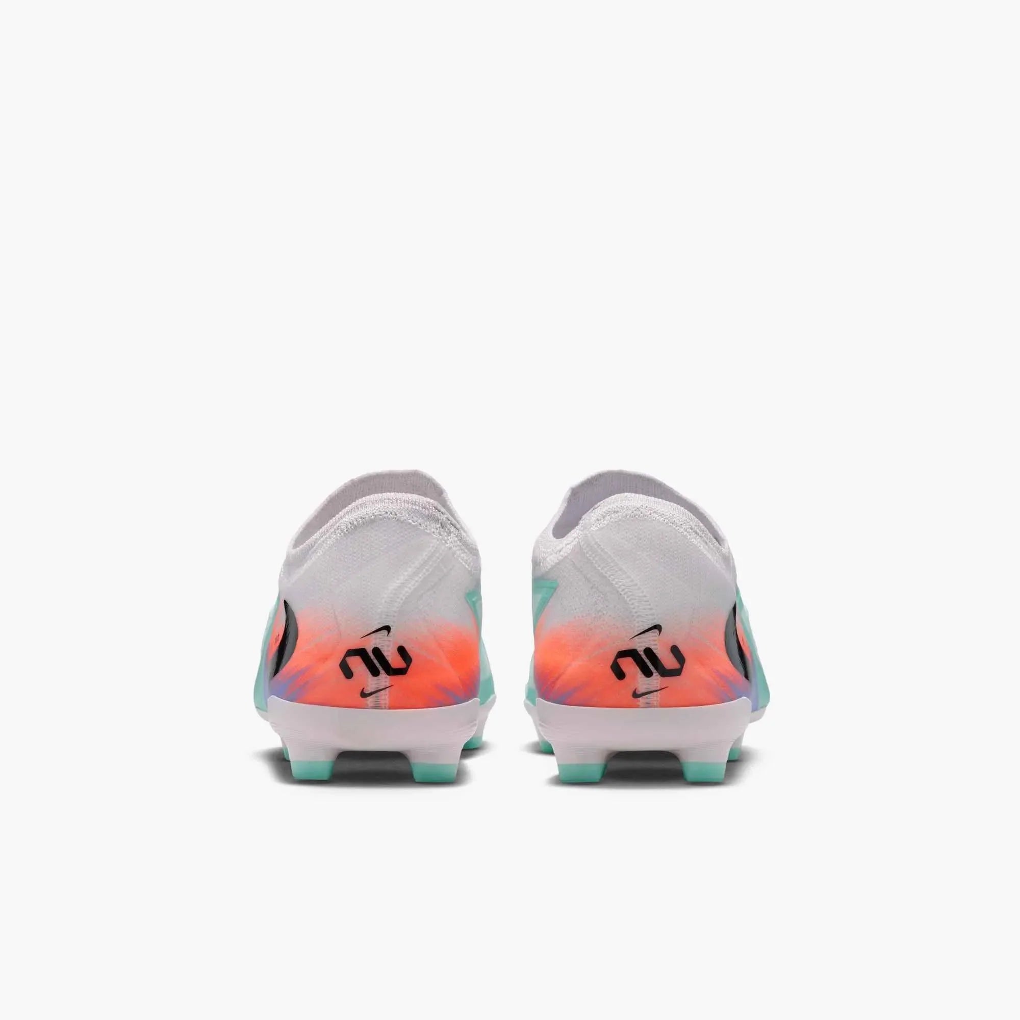 Nike Junior Phantom 6 Low Pro Firm/Multi Ground Soccer Cleats - Nike United Pack Chapter 2 (HO25)