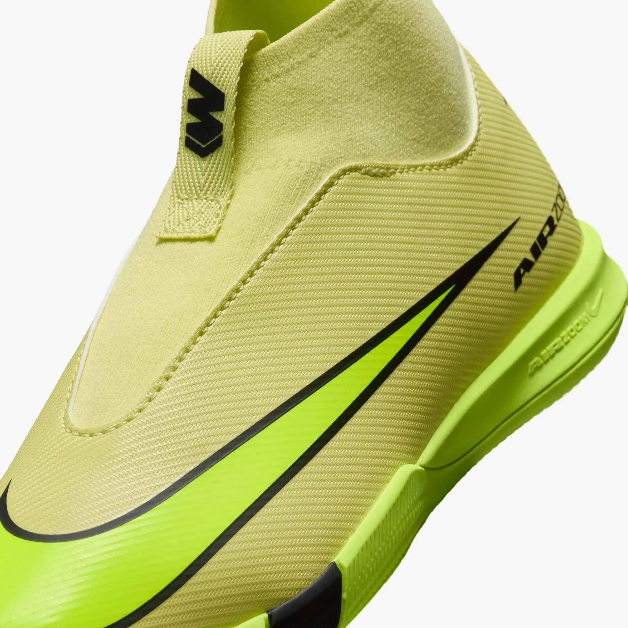 Nike Junior Zoom Superfly 10 Academy Indoor Soccer Shoes - Max Voltage Pack (HO25)
