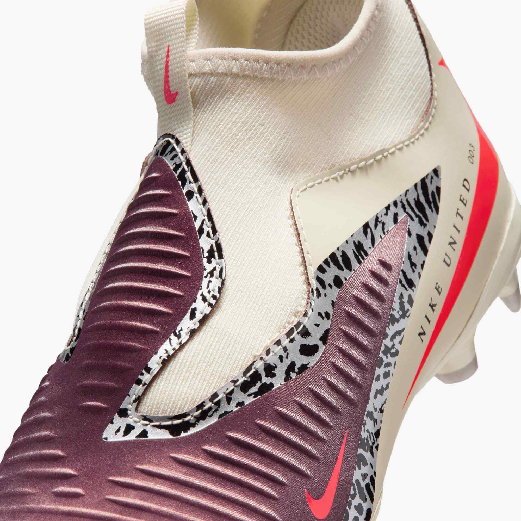 Nike Junior Phantom 6 High Academy NU3 Firm/Multi Ground Soccer Cleats - United NU3 Pack (SU26)