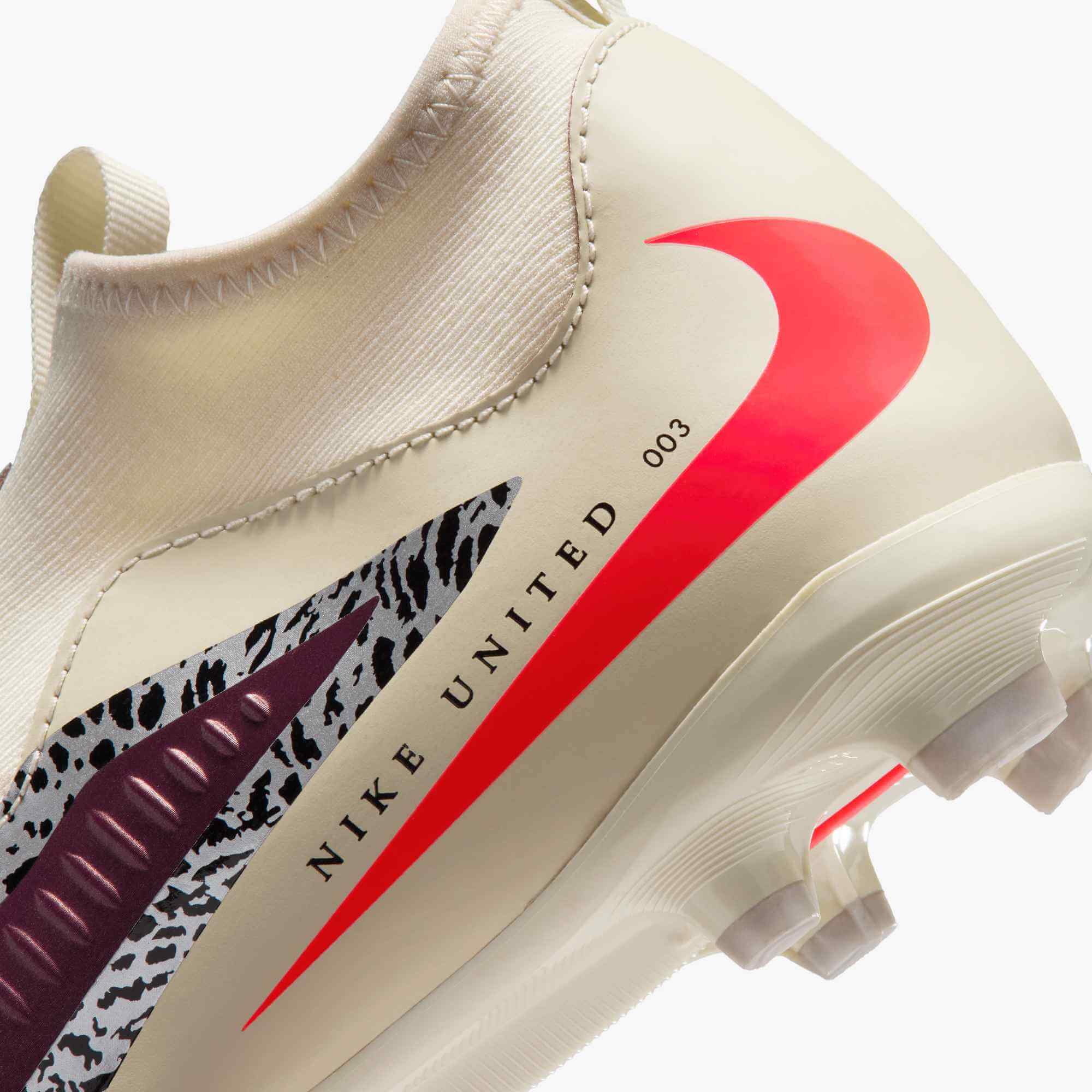 Nike Junior Phantom 6 High Academy NU3 Firm/Multi Ground Soccer Cleats - United NU3 Pack (SU26)