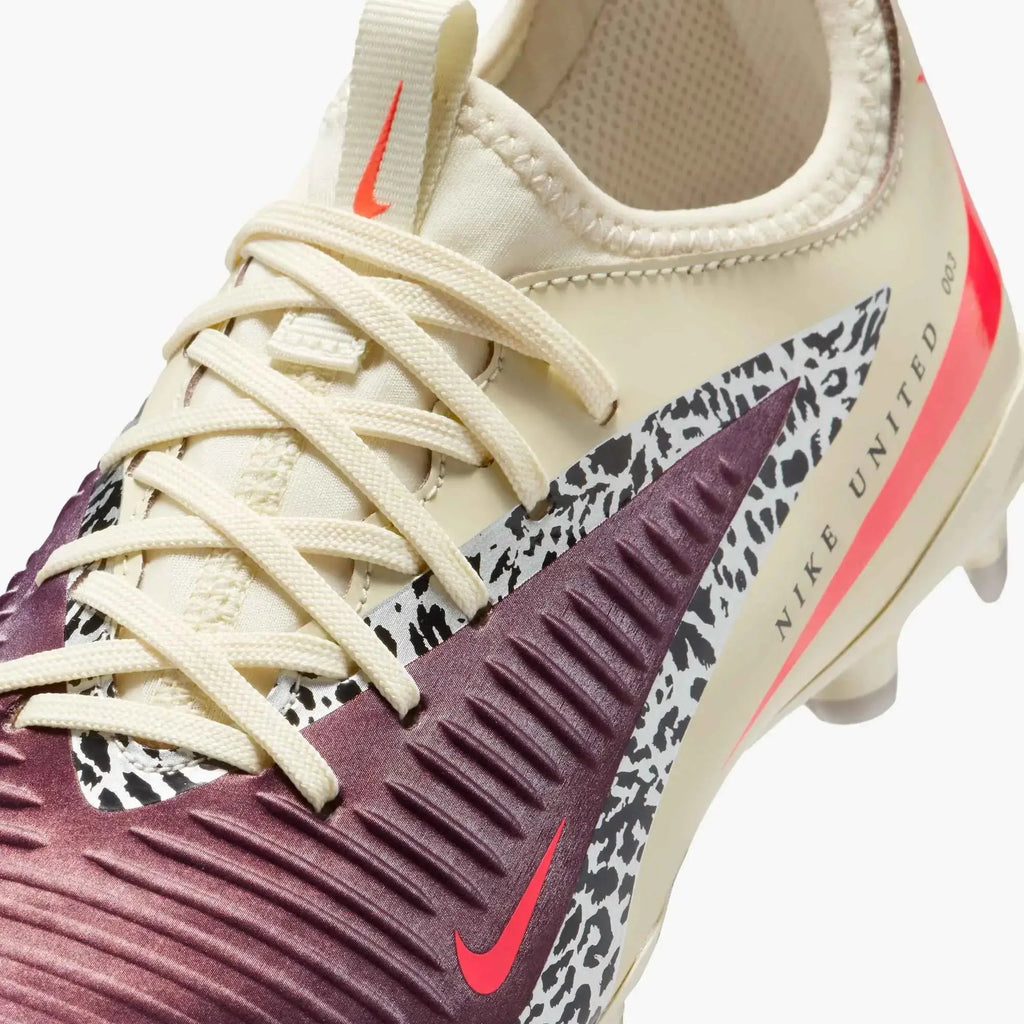 Nike Junior Phantom 6 Low Academy NU3 Firm/Multi Ground Soccer Cleats - United NU3 Pack (SU26)