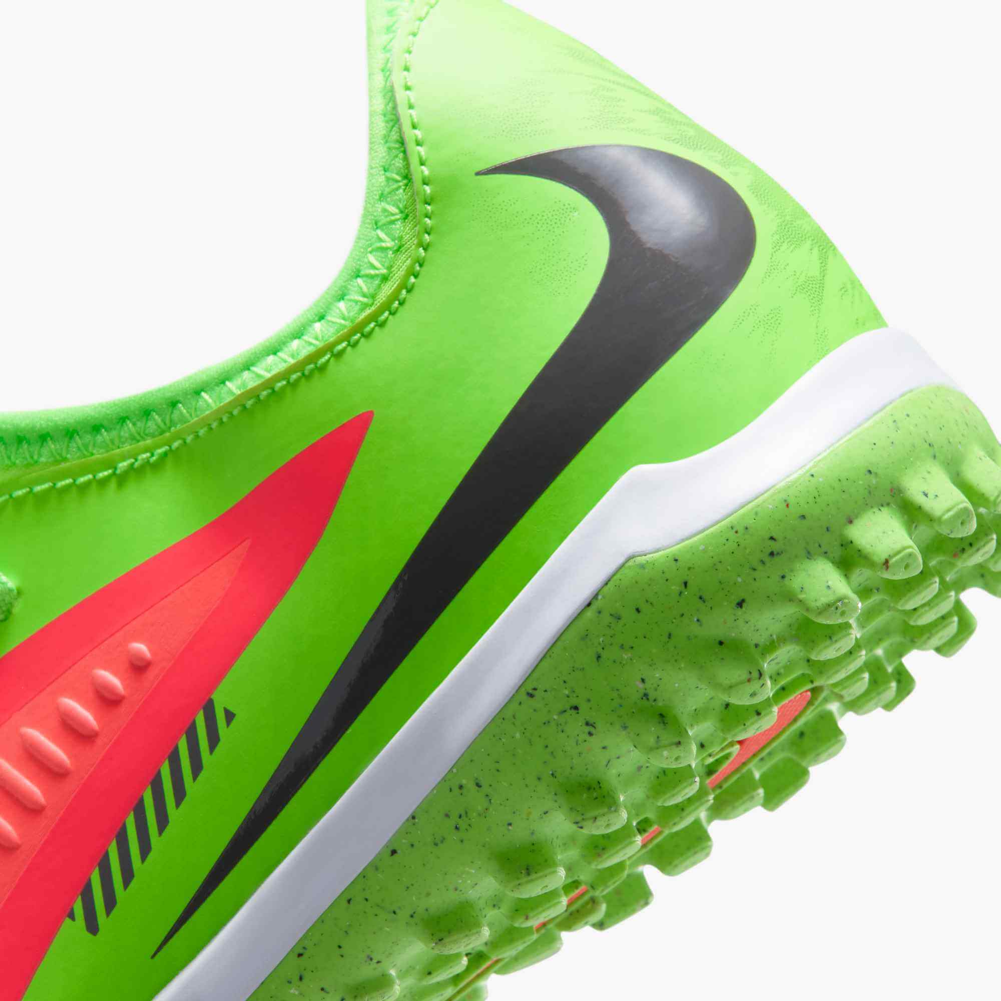 Nike Junior Phantom 6 Low Academy Turf Soccer Shoes - Haaland PE (SU26)