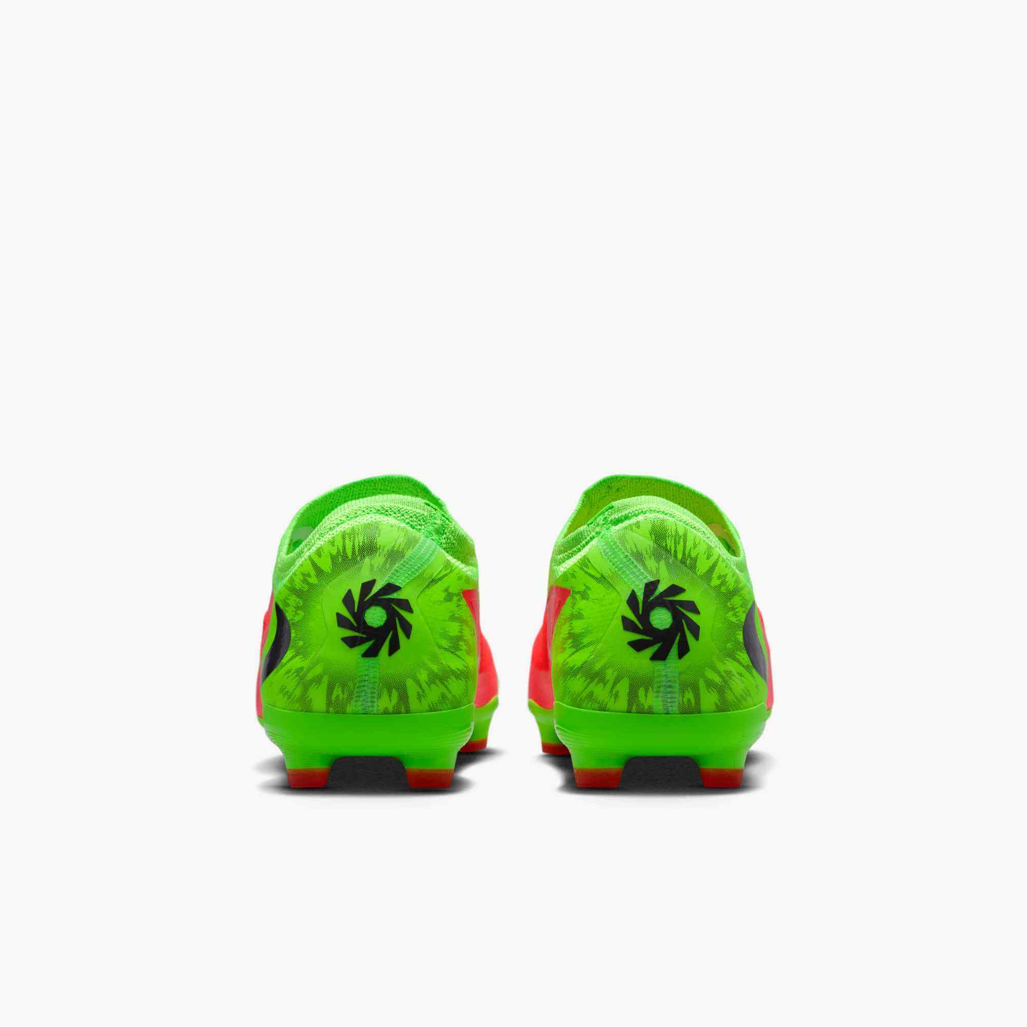 Nike Junior Phantom 6 Low Pro Firm/Multi Ground Soccer Cleats - Haaland PE (SU26)