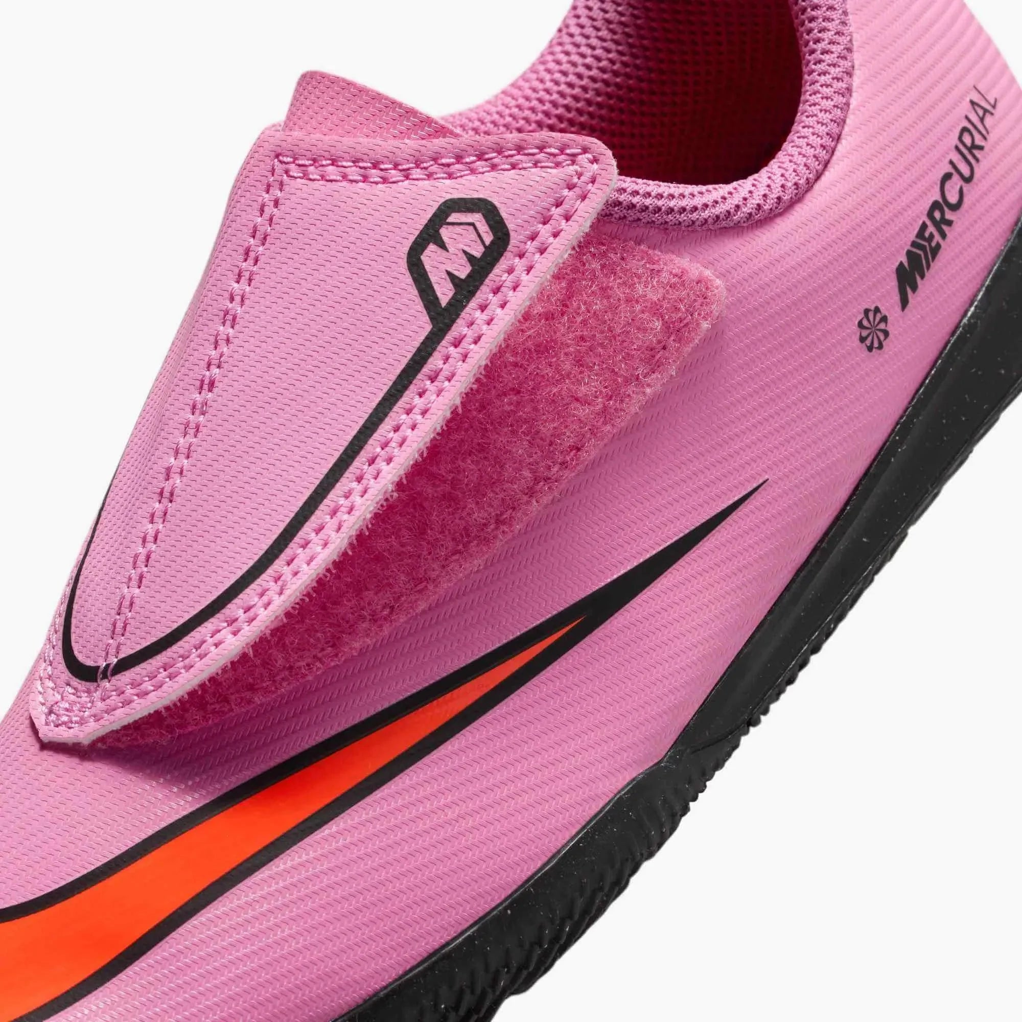 Nike Kids Vapor 16 Club PS (V) Indoor Soccer Shoes - Scary Good Pack (FA25)
