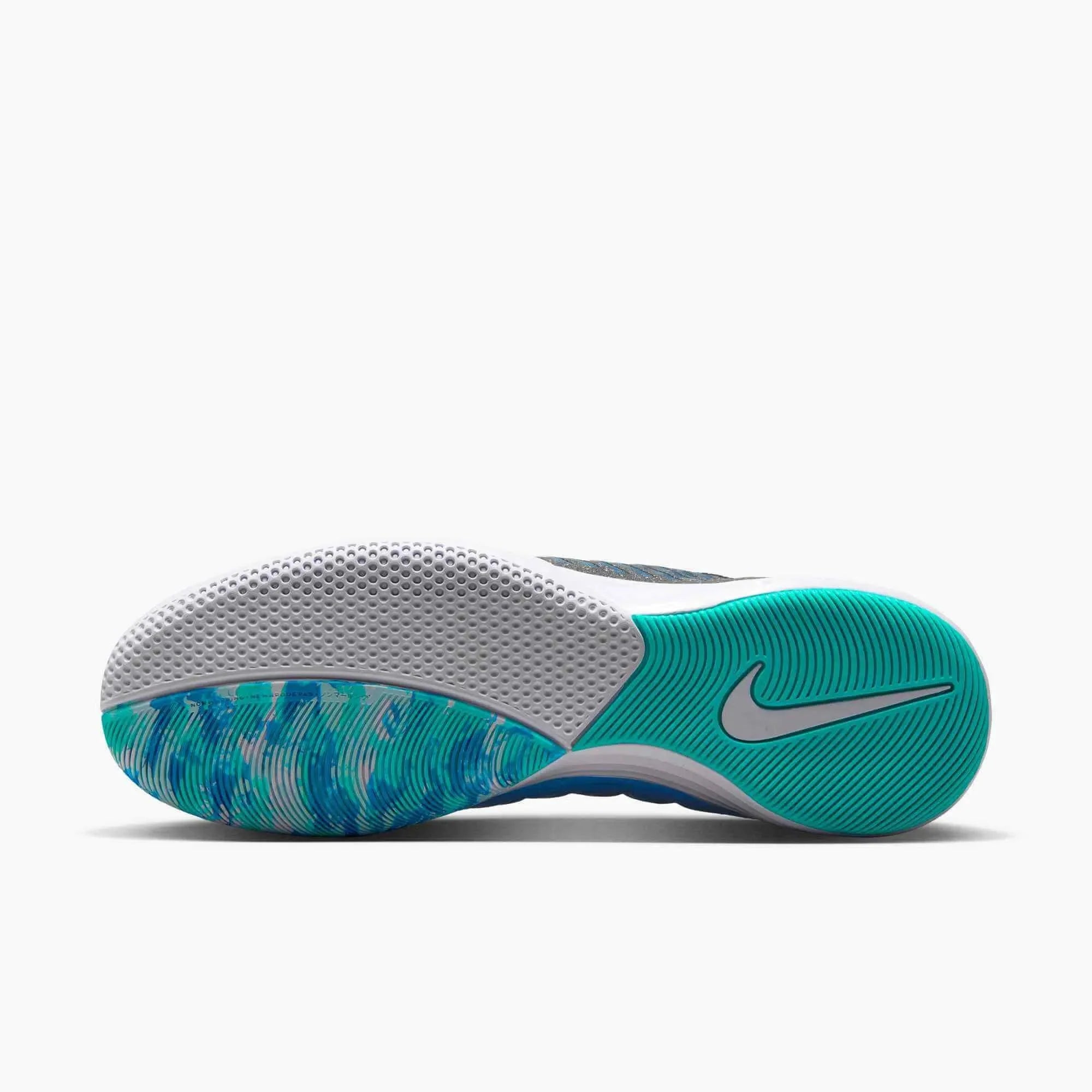 Nike Lunargato II Indoor Soccer Shoes (HO25)