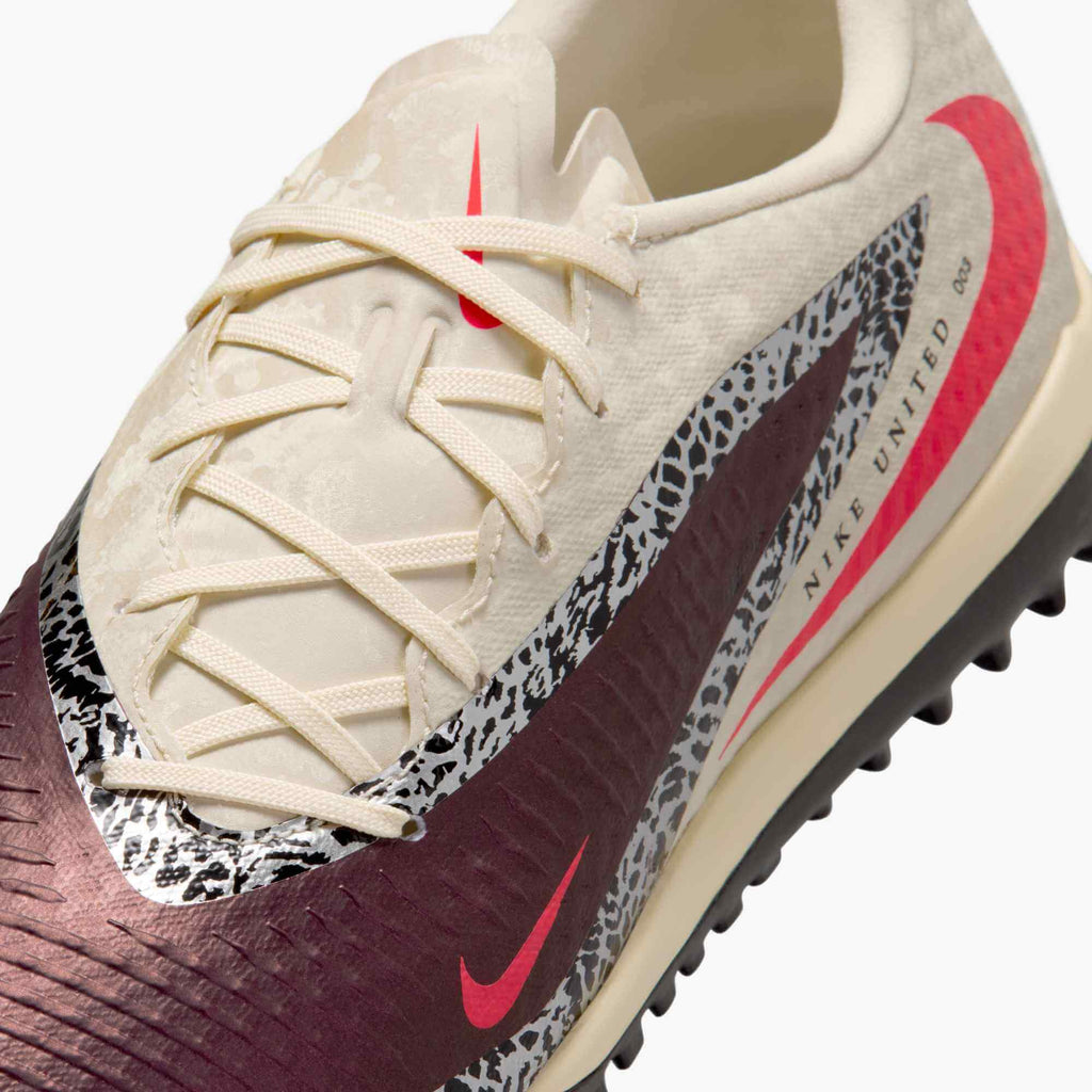 Nike Phantom 6 Low Academy NU3 Turf Soccer Shoes - United NU3 Pack (SU26)