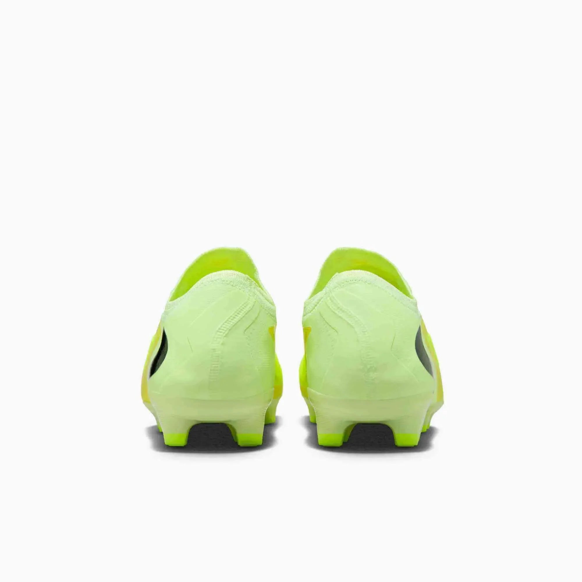 Nike Phantom 6 Low PRO Firm Ground Soccer Cleats - Max Voltage Pack (HO25)