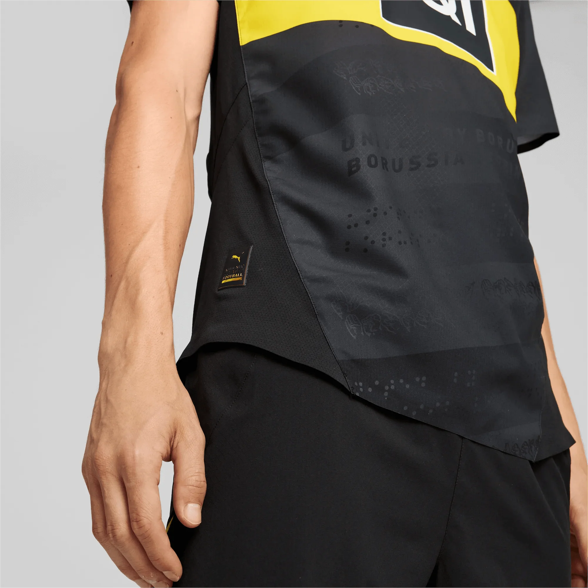 Puma 2024-25 Borussia Dortmund Men's Authentic Away Jersey