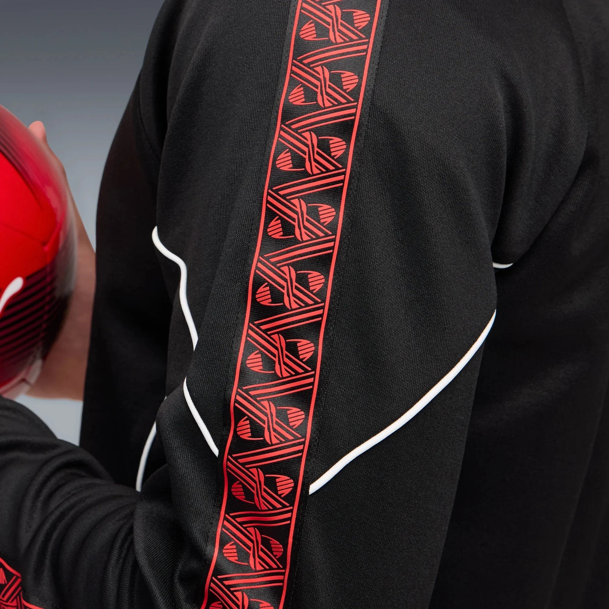 Puma 2025-26 AC Milan Men's KING Anthem Jacket