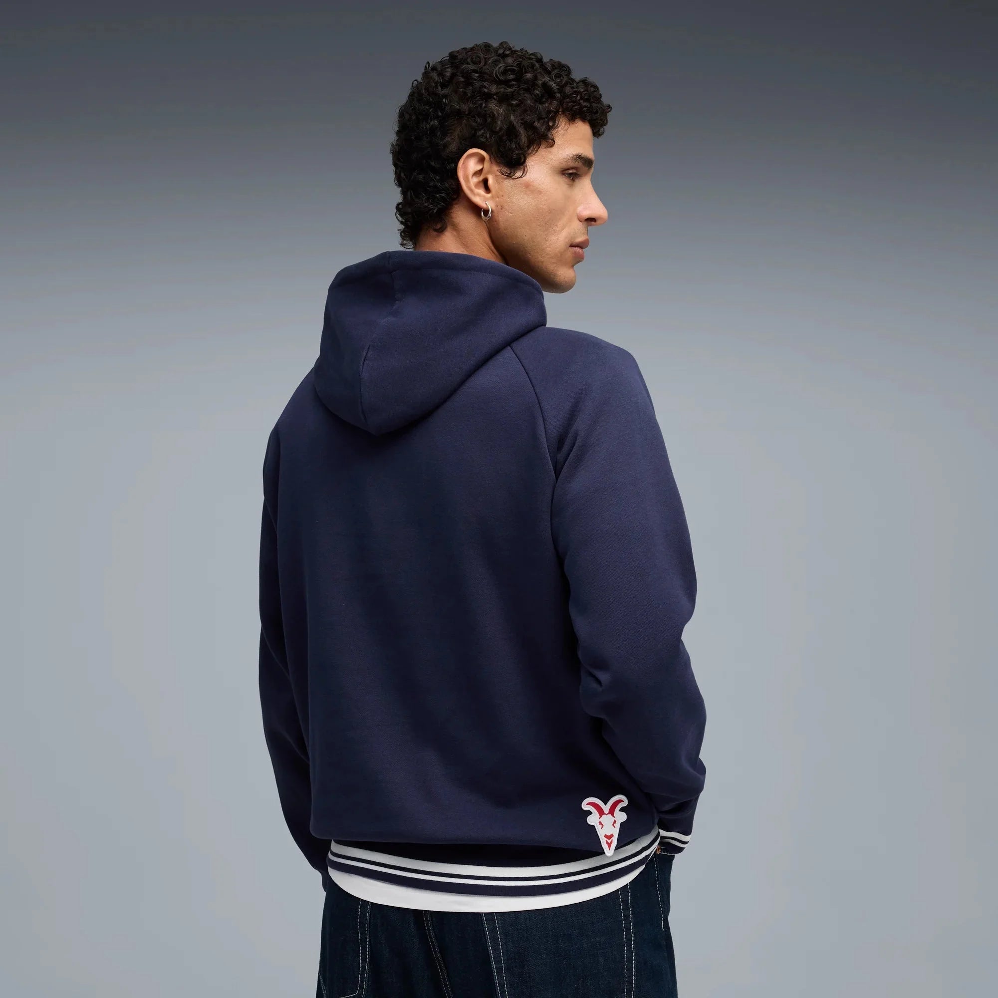 Puma 2025-26 Chivas Men's Relaxed Hoodie