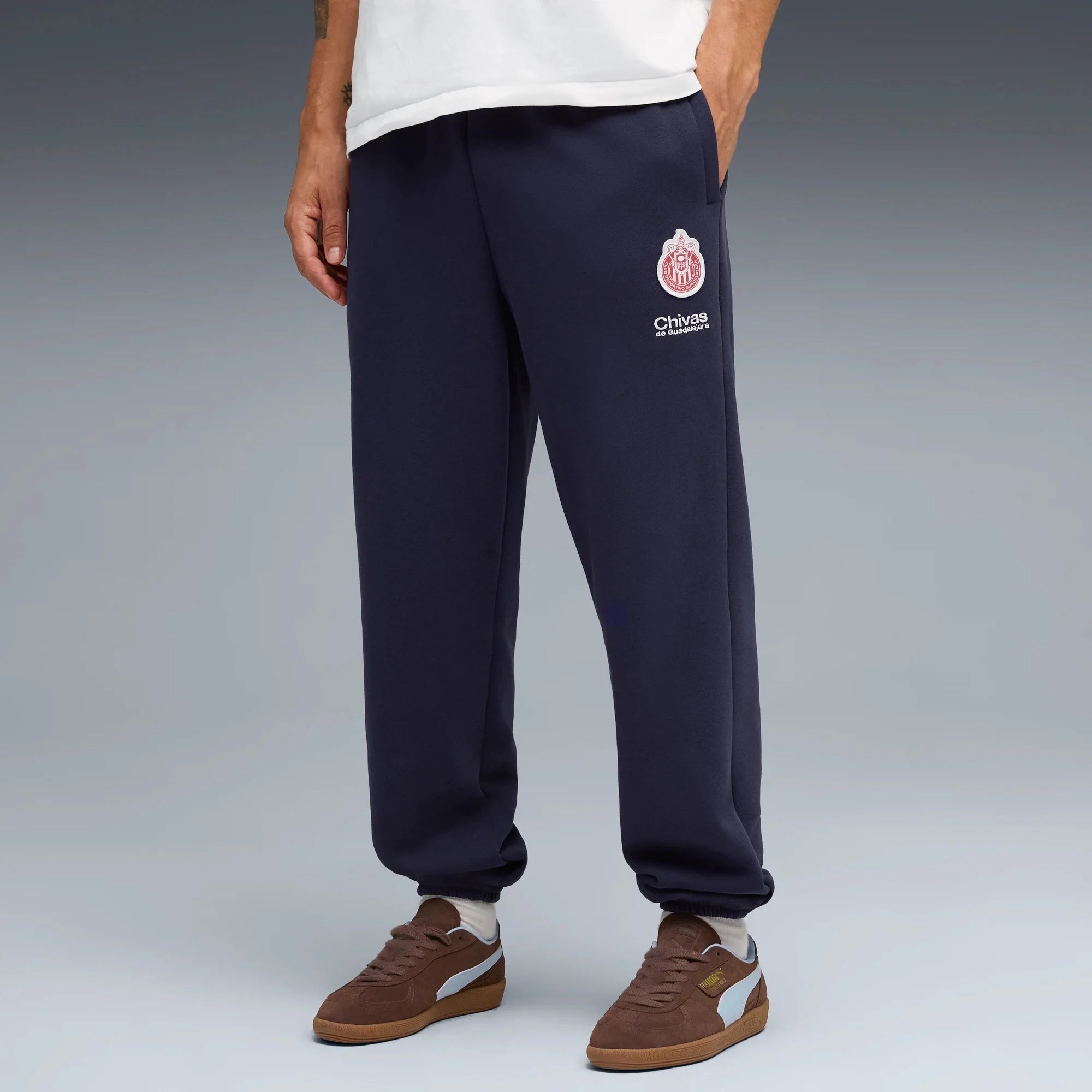 Puma 2025-26 Chivas Men's Sweat Pants