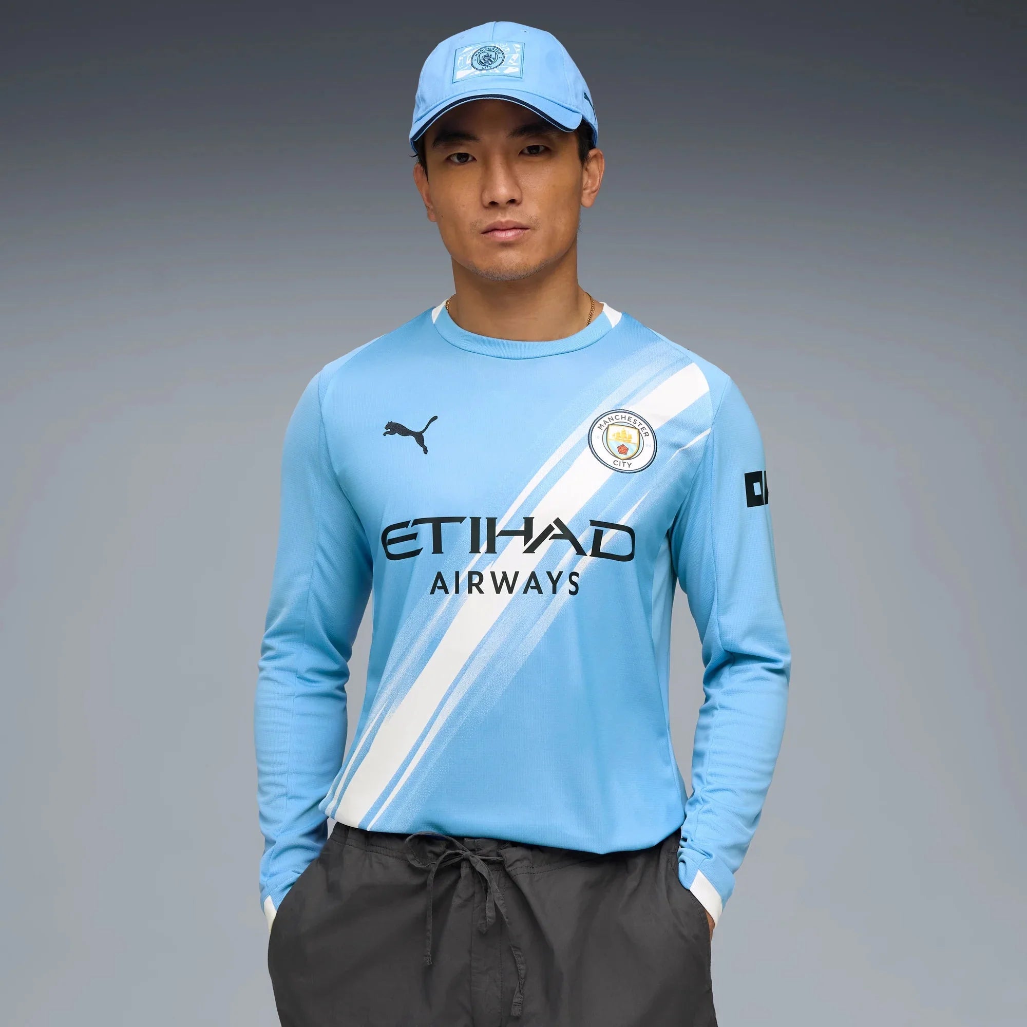 Puma 2025-26 Manchester City Men's Stadium Home Long-Sleeve Soccer Jersey