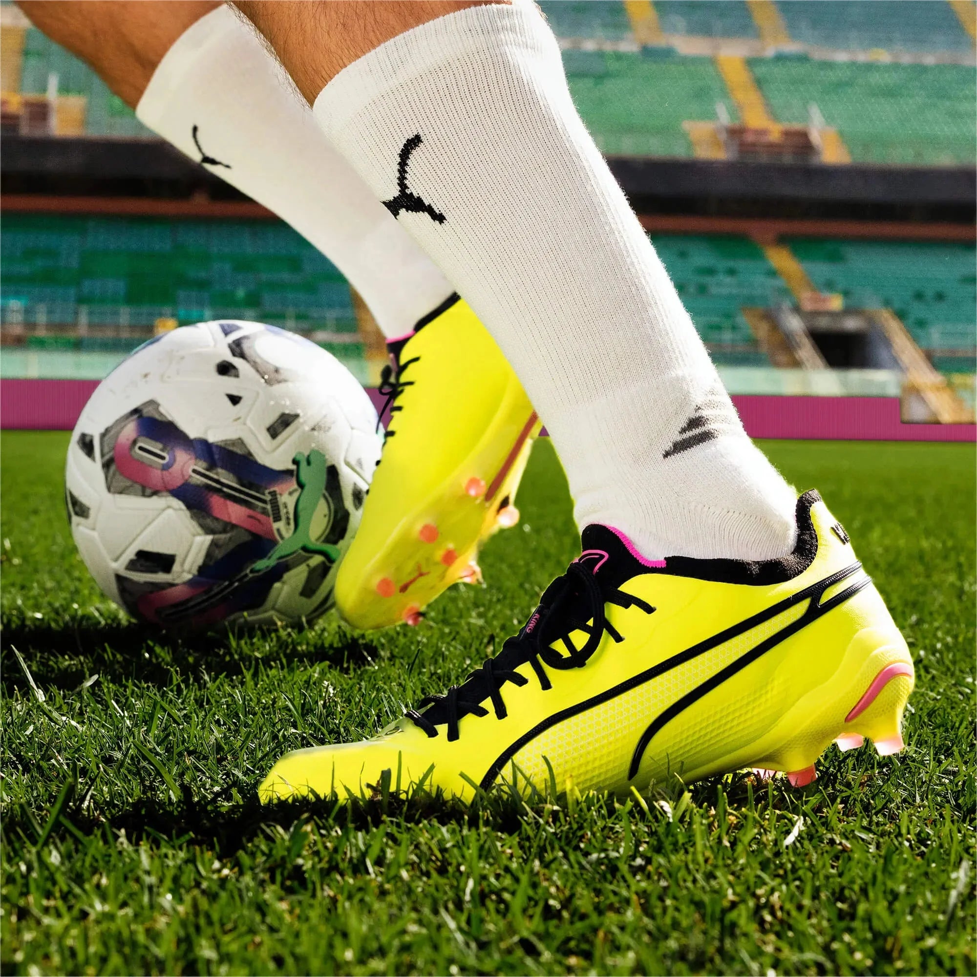 Puma King Ultimate FG-AG - Phenomenal Pack (SP24)