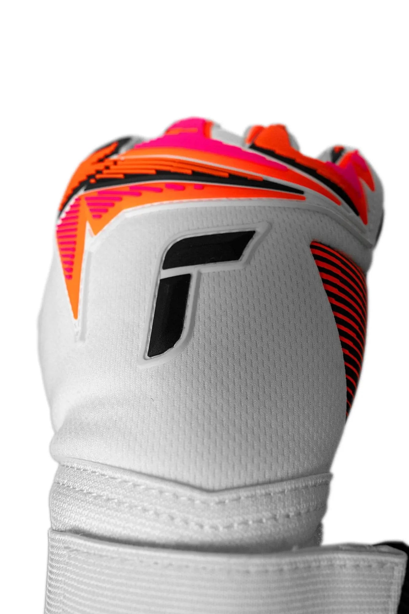 Reusch Attrakt Freegel Gold X Goalkeeper Gloves