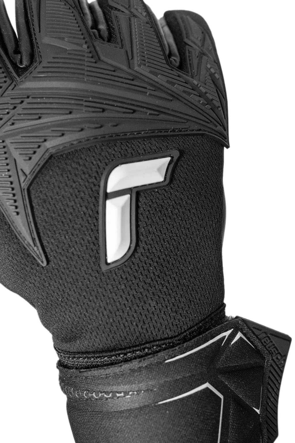 Reusch Attrakt Freegel Infinity Finger Support Goalkeeper Gloves