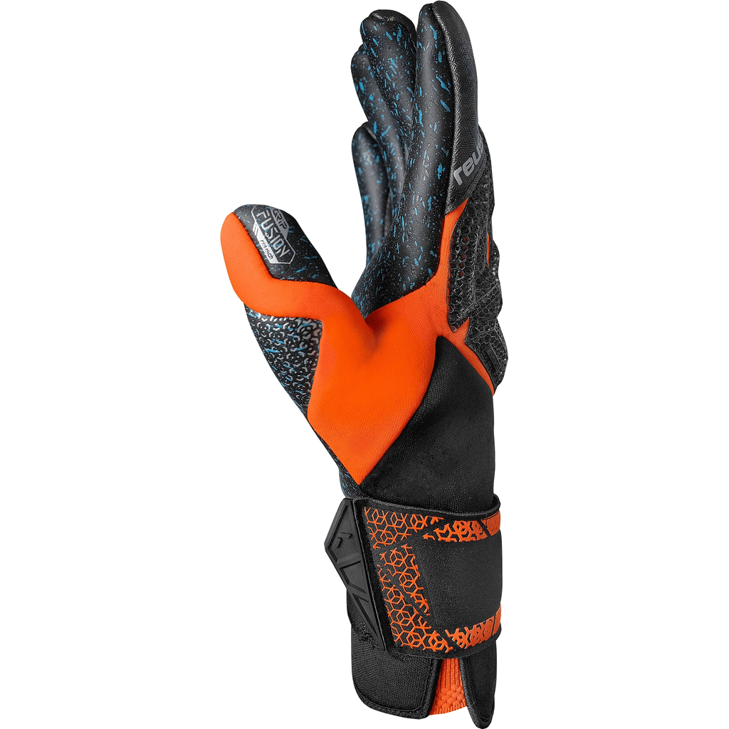 Reusch Attrakt Fusion Carbon 3D Goalkeeper Gloves