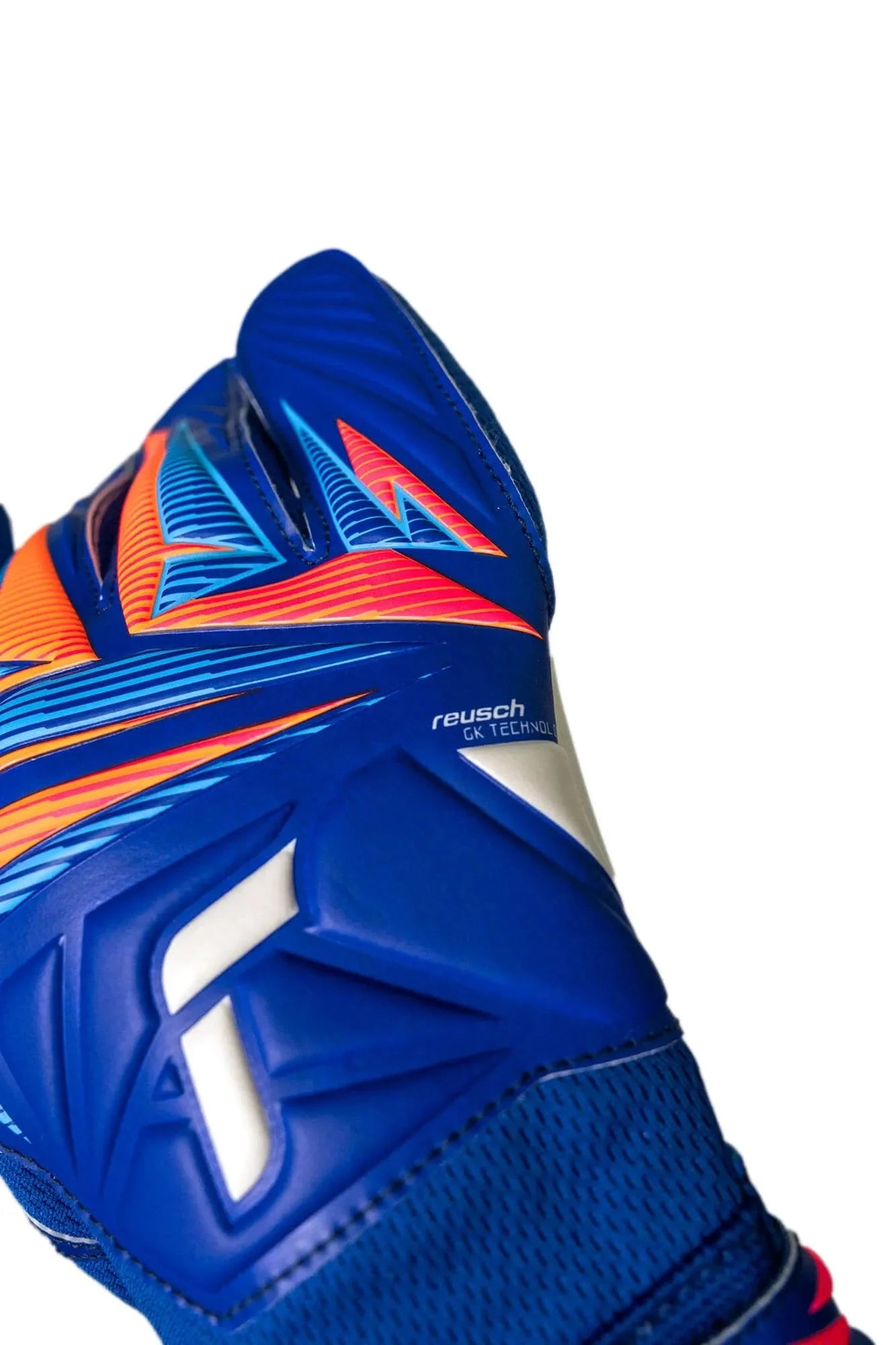 Reusch Attrakt Grip Goalkeeper Gloves