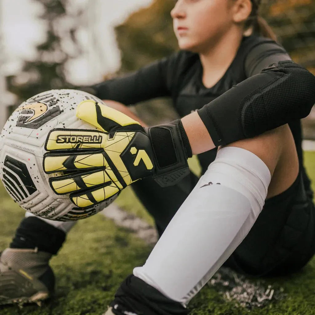 Storelli JR Gladiator 3.0 Recruit with Spine Glove - Yellow-Black