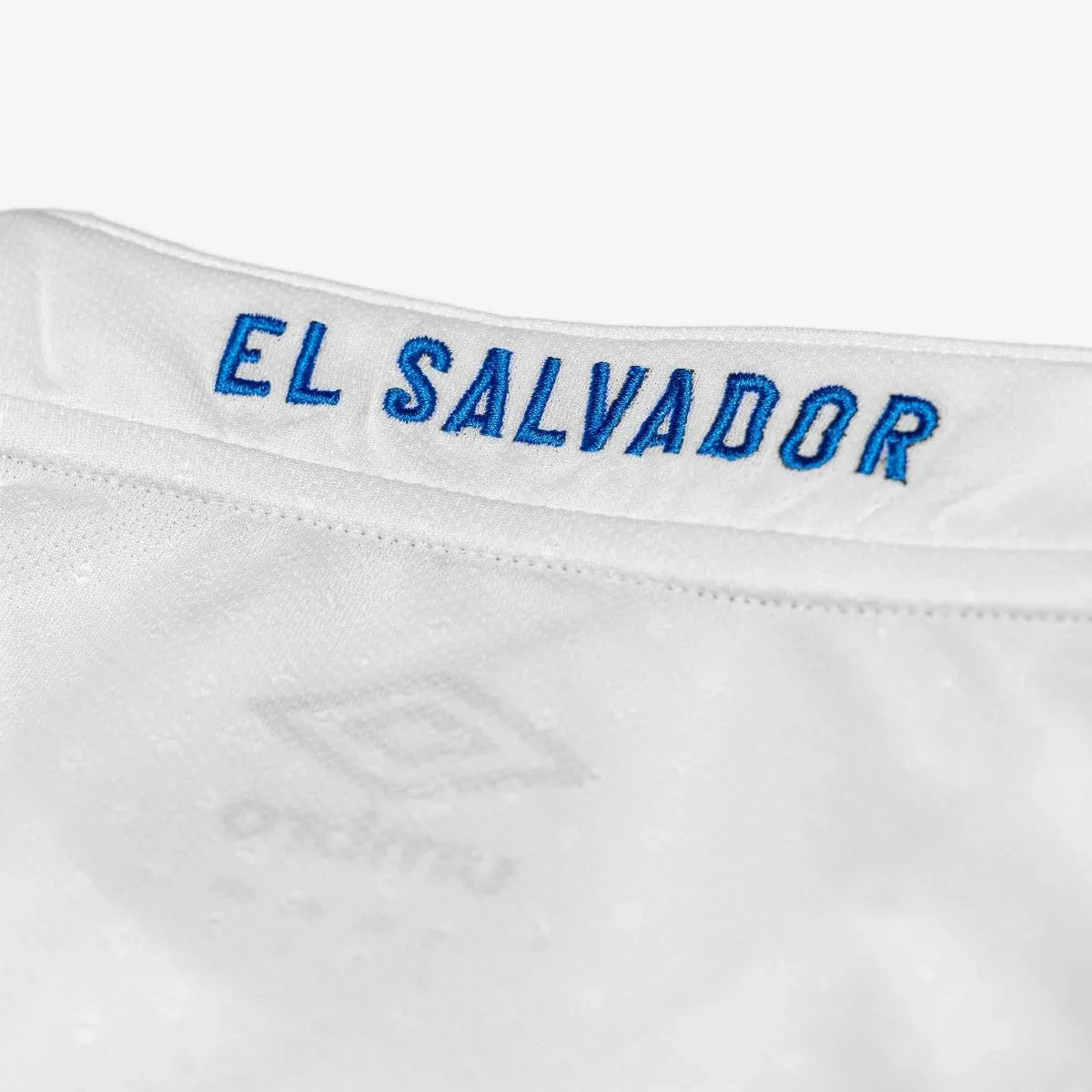 Umbro El Salvador 2021-22 Away Jersey - White-Royal